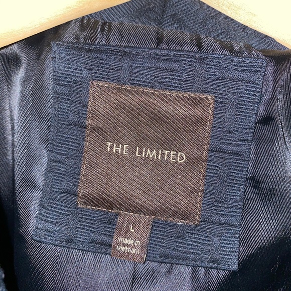 Jacket - Picture 2 of 5